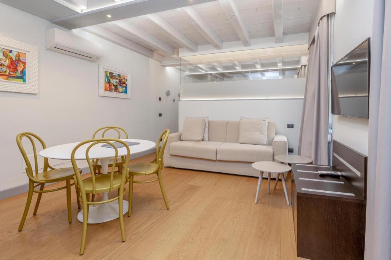 Apartmentsarena - Corte Degli Eremitani Apartment *